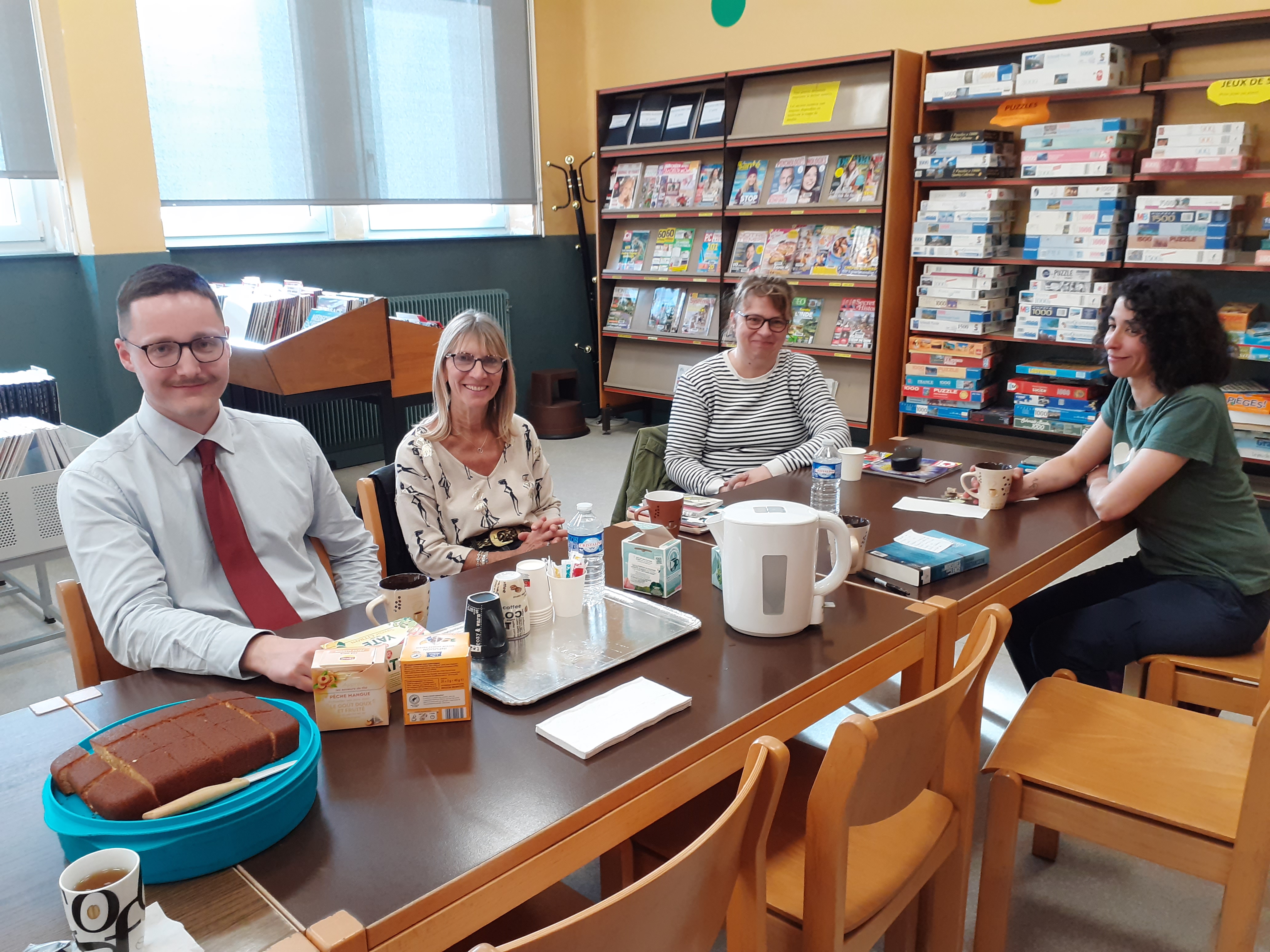 Café littéraire du 4 avril à la médiathèque de Raon l'Étape